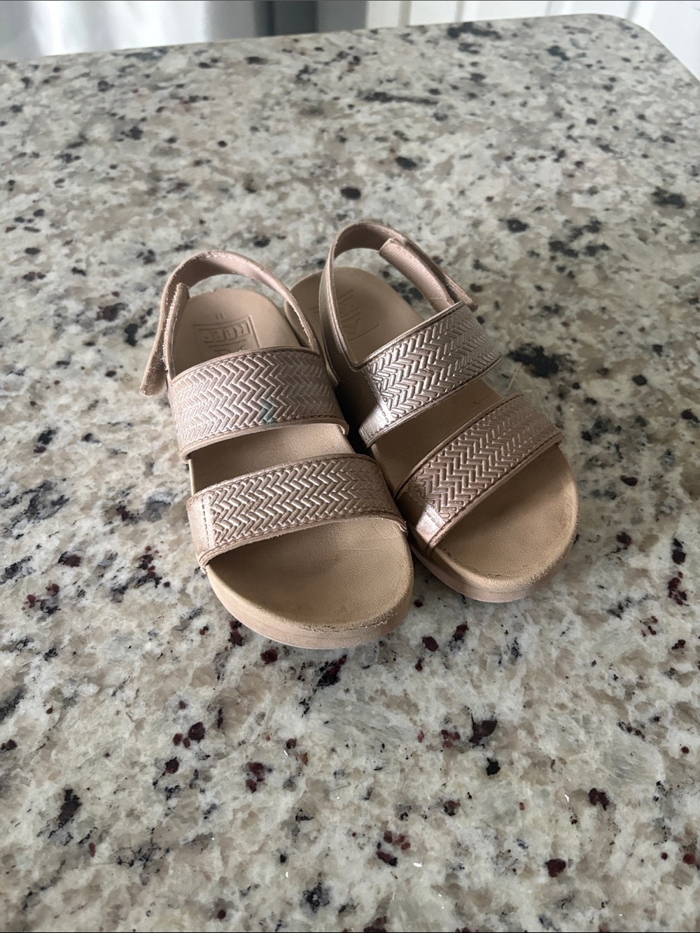 Reef Kids Metallic Rose Gold Double-Strap Sandals